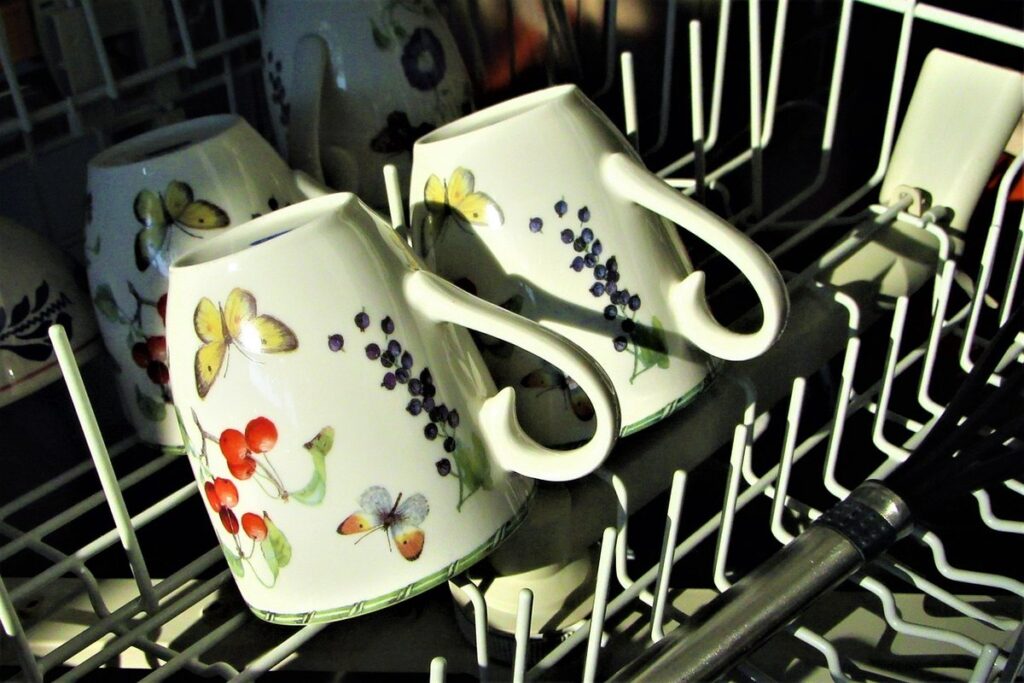 clean dishwasher naturally