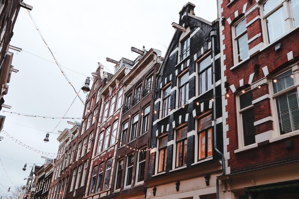 cycling in amsterdam