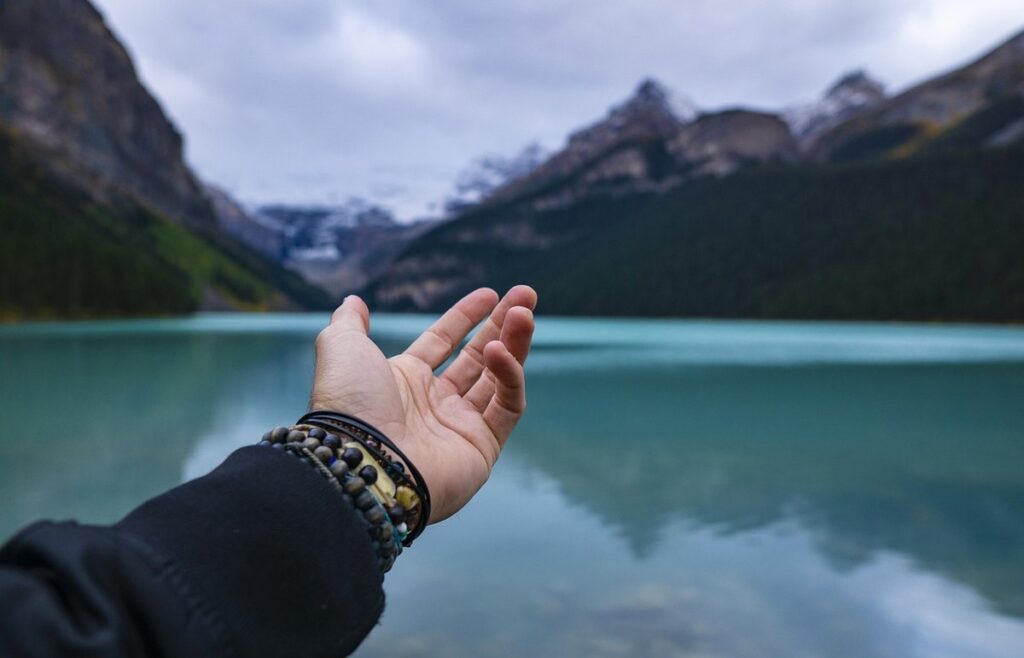 things to do alone outside