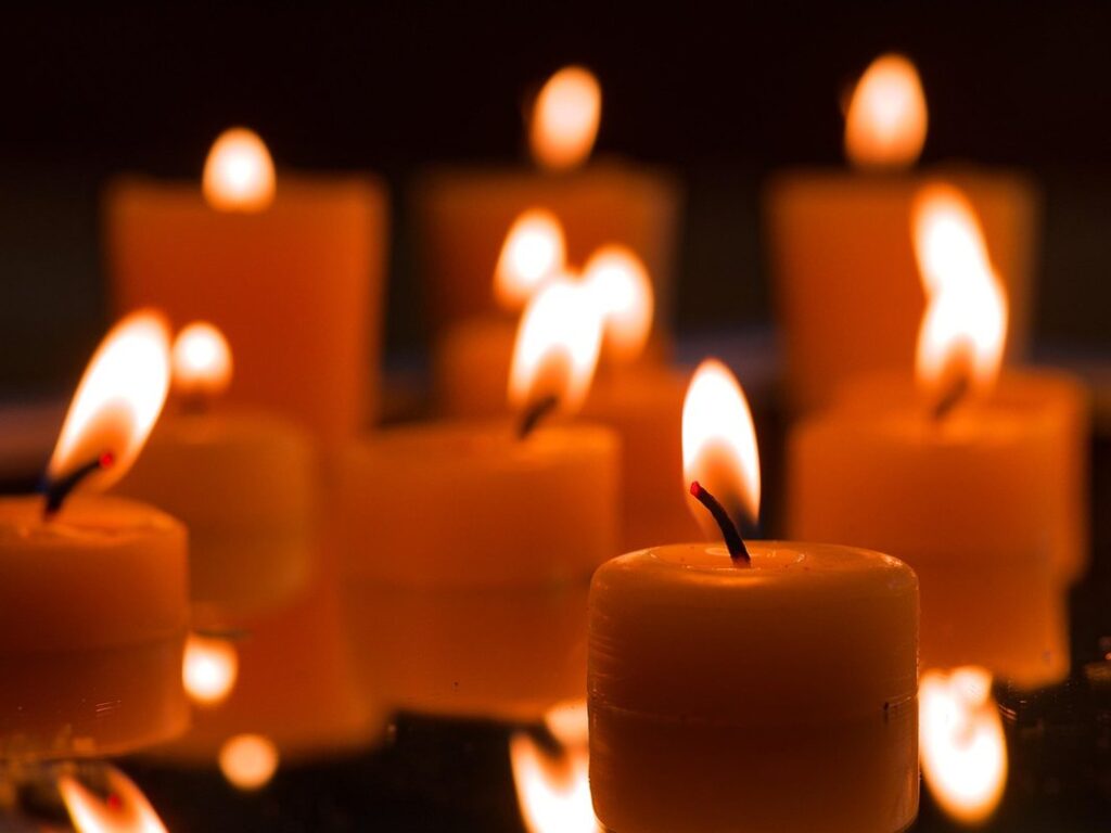 rolled beeswax candles