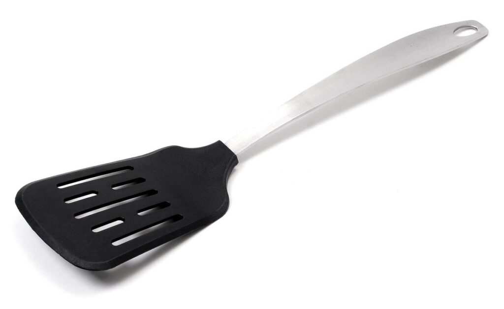 are black plastic cooking utensils safe