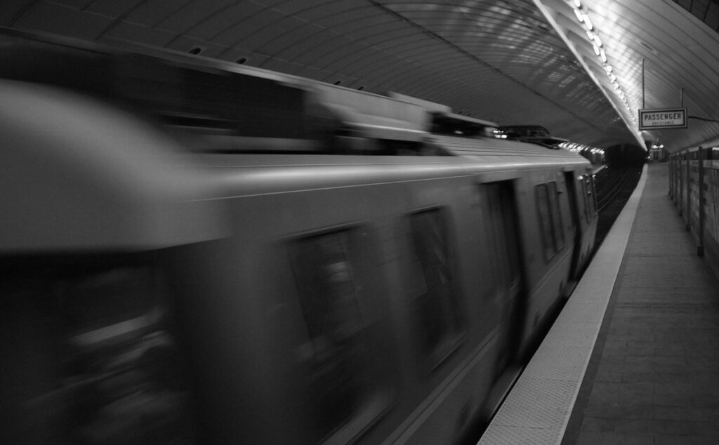 travel from boston to new york by train
