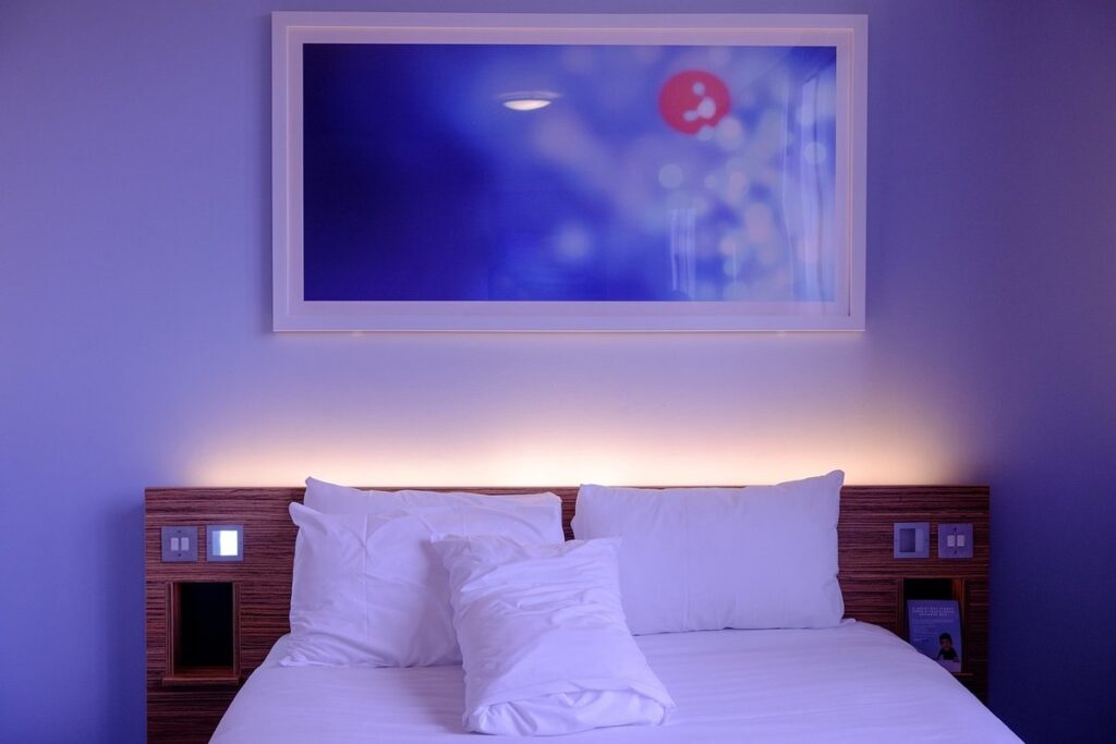 calming bedroom decor