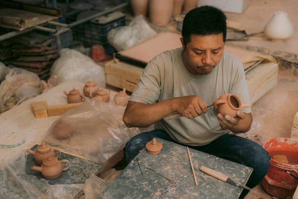 ceramic painting ideas for beginners