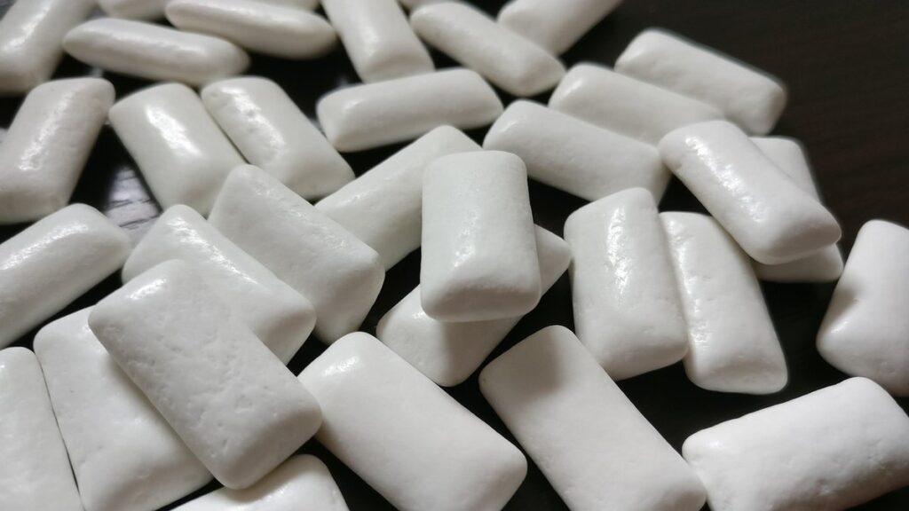 chewing gum microplastics