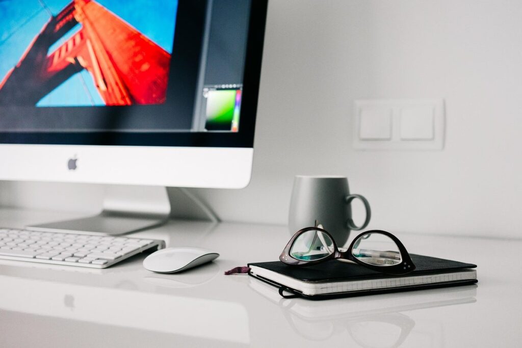 declutter home office
