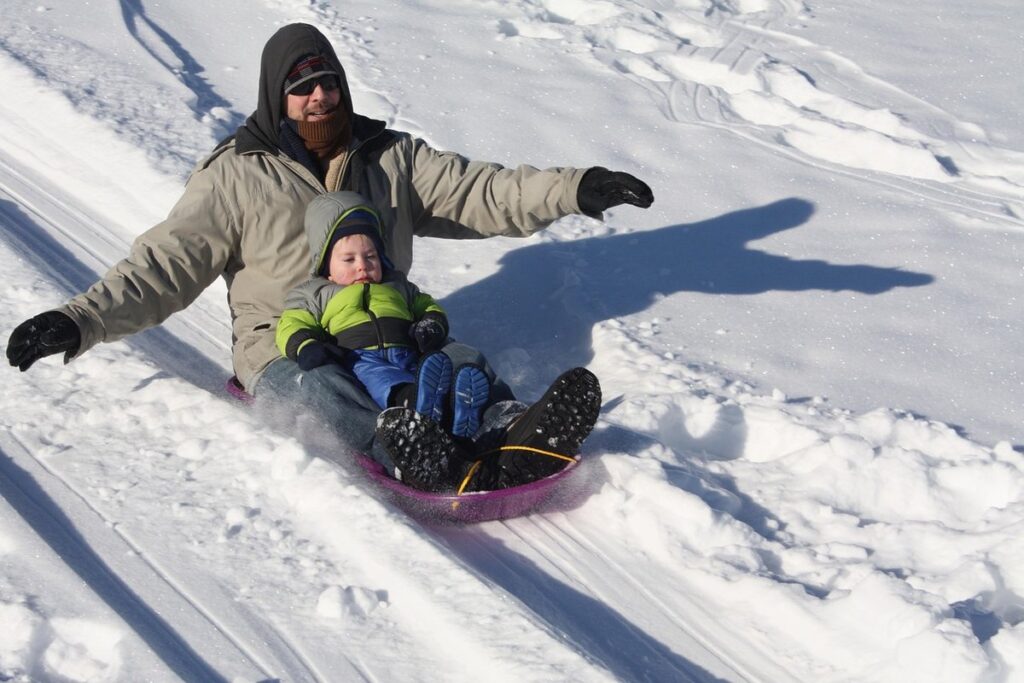 outdoor winter activities for families