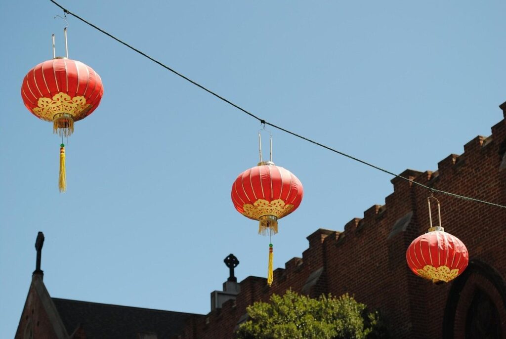 paper lantern craft