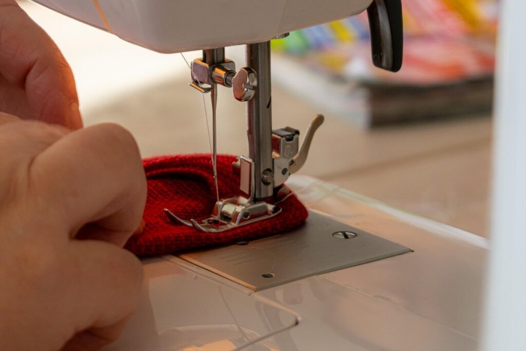 sewing machine drawing
