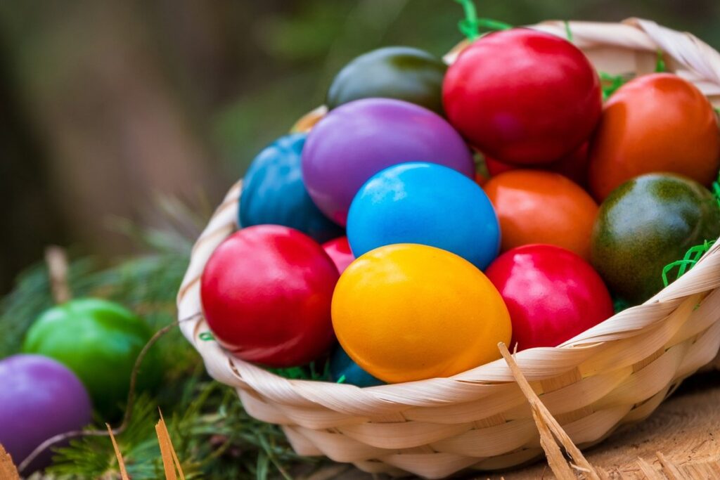 natural food dyes for easter eggs