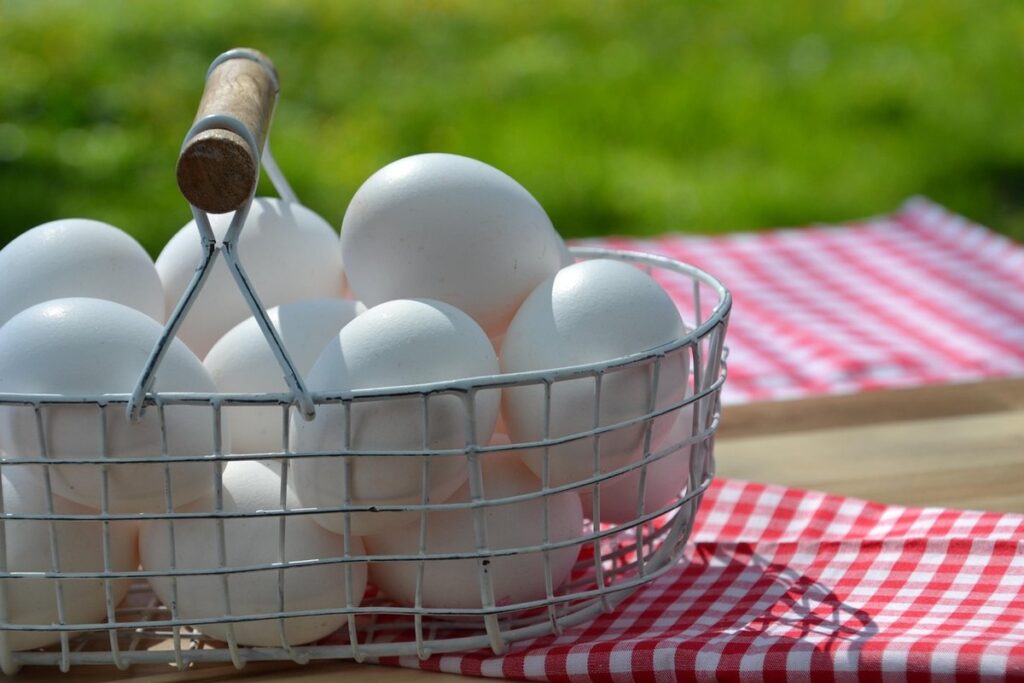 natural egg dye