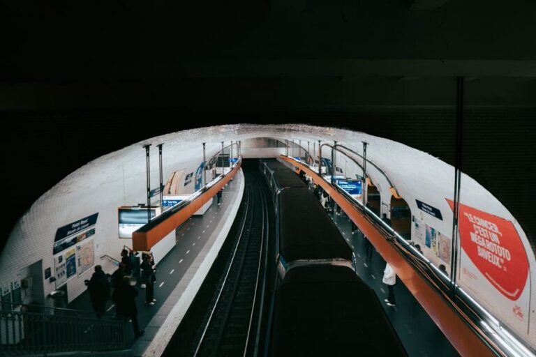 cities close to paris by train